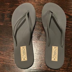 Flojos sandals size 8